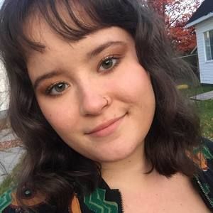 Meet your Posher, Emmanuelle